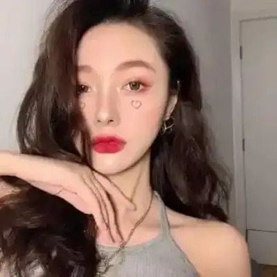 乐奕芝